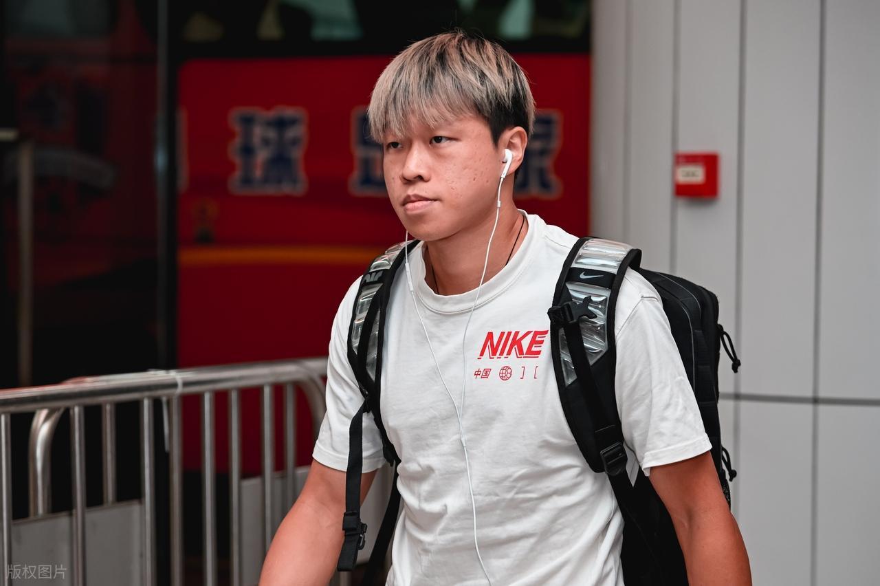 世界杯高清直播入口-意外！曝茹子楠已离开北京国安，原因让人无奈，球队开局就陷困境