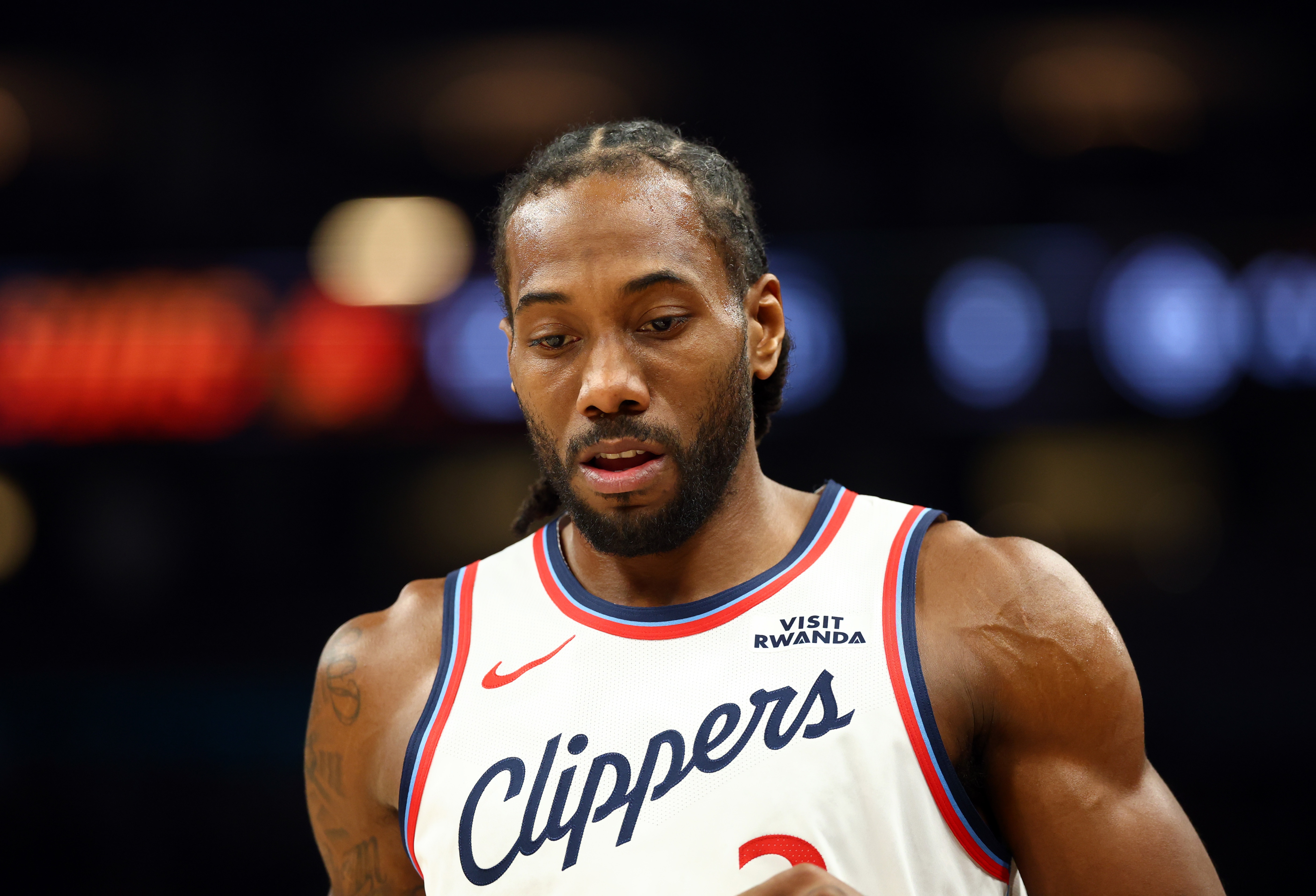 世界杯直播下载-2换5&amp;祖巴茨被交易至步行者！解说：心疼伦纳德一下